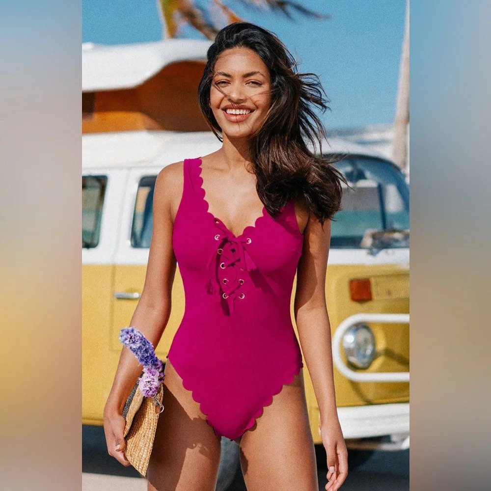 Cupshe Destiny Scalloped Lace-up One Piece Swimsuit Size M NWT